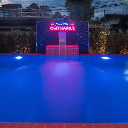 Hotel On Thapae Gate Chiangmai Chiang Mai Exterior foto
