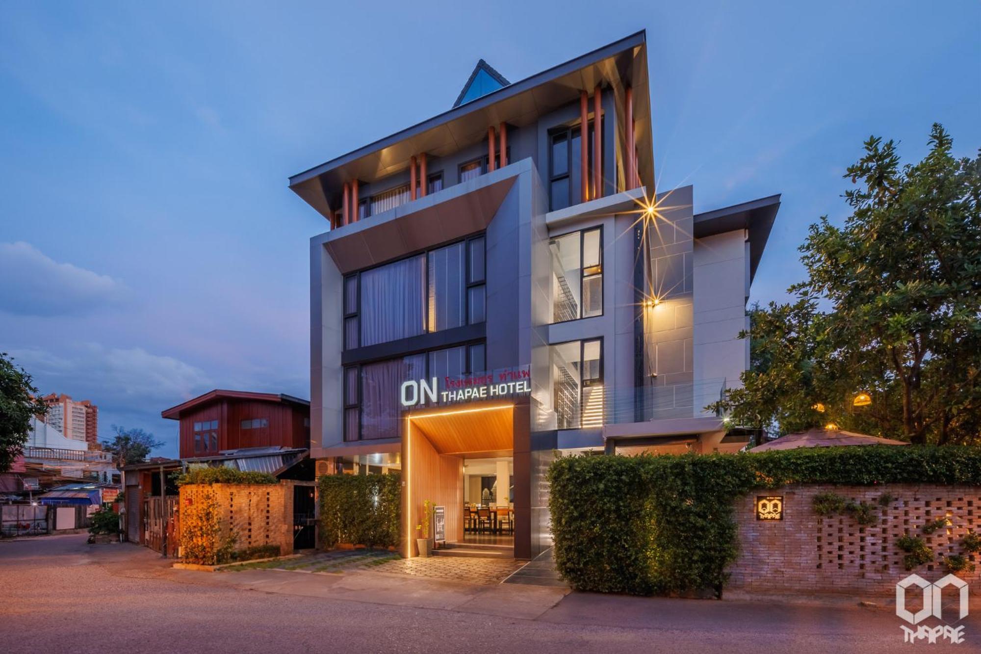 Hotel On Thapae Gate Chiangmai Chiang Mai Exterior foto