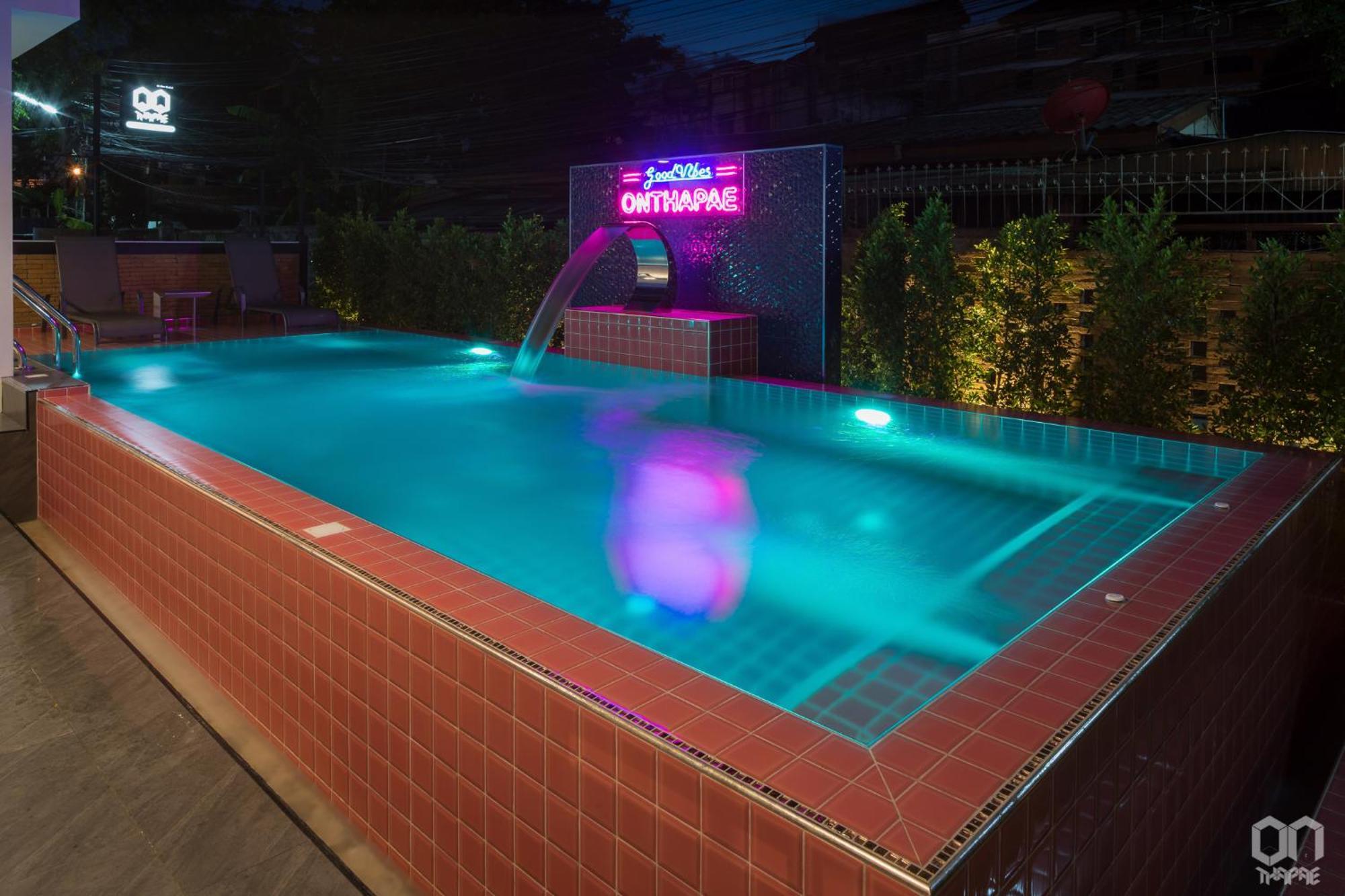 Hotel On Thapae Gate Chiangmai Chiang Mai Exterior foto