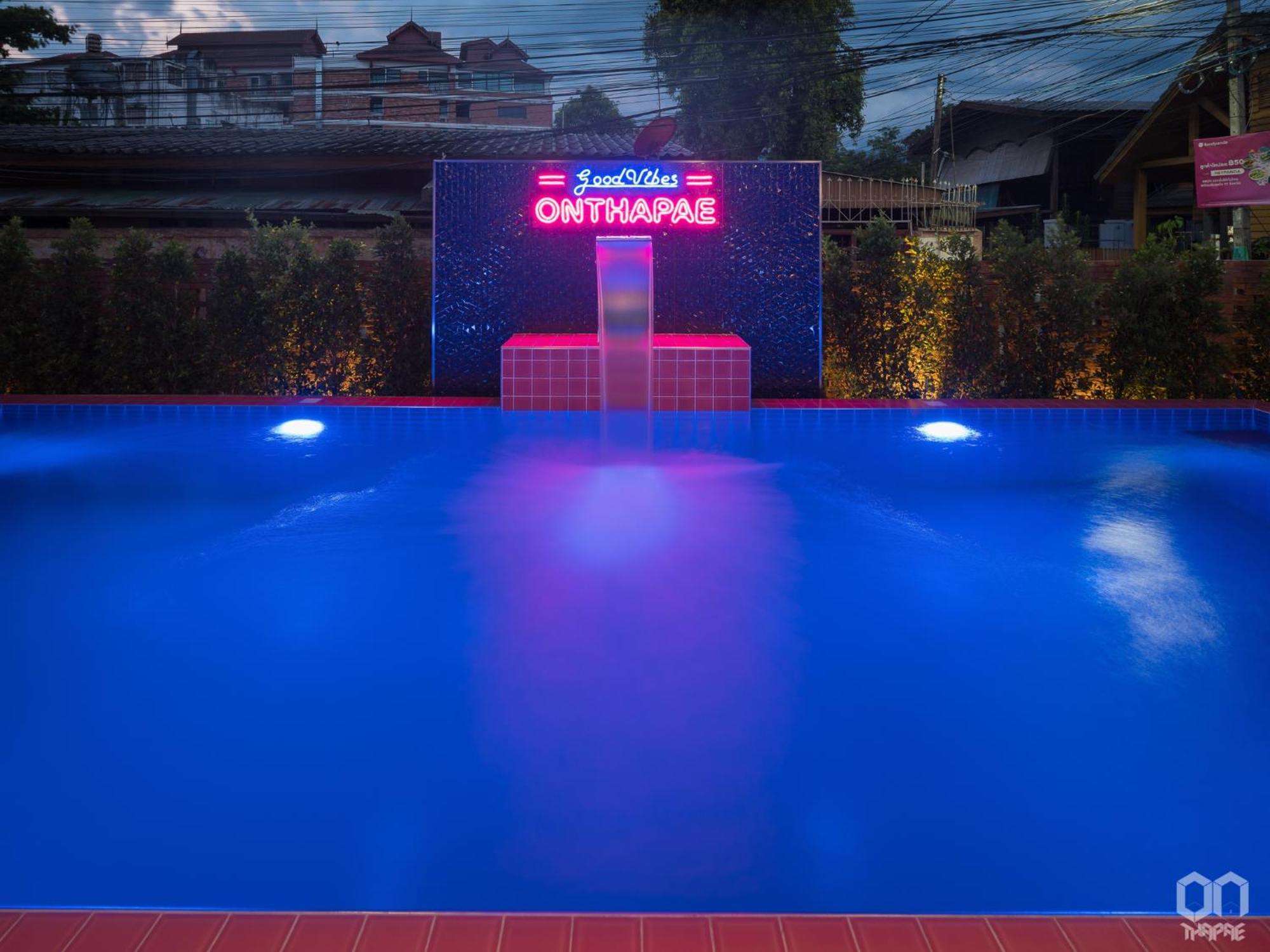 Hotel On Thapae Gate Chiangmai Chiang Mai Exterior foto